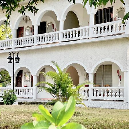 Summerset Residence Негрил Екстер'єр фото